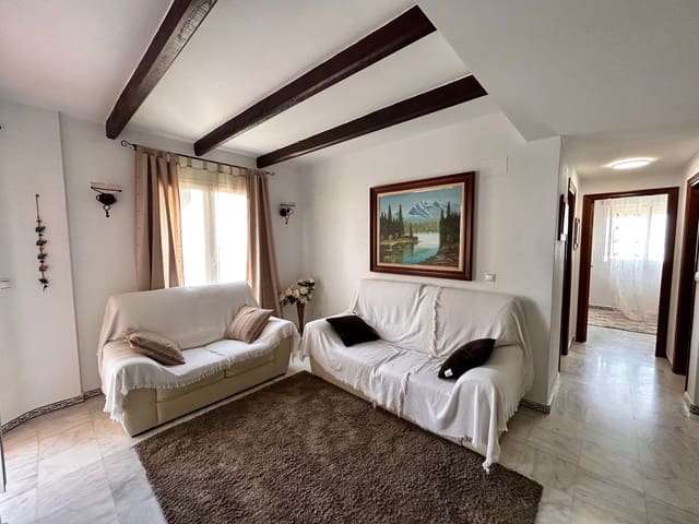 3 quarto Apartamento para venda em Torrevieja com piscina - 259 900 € (Ref: 9050719)