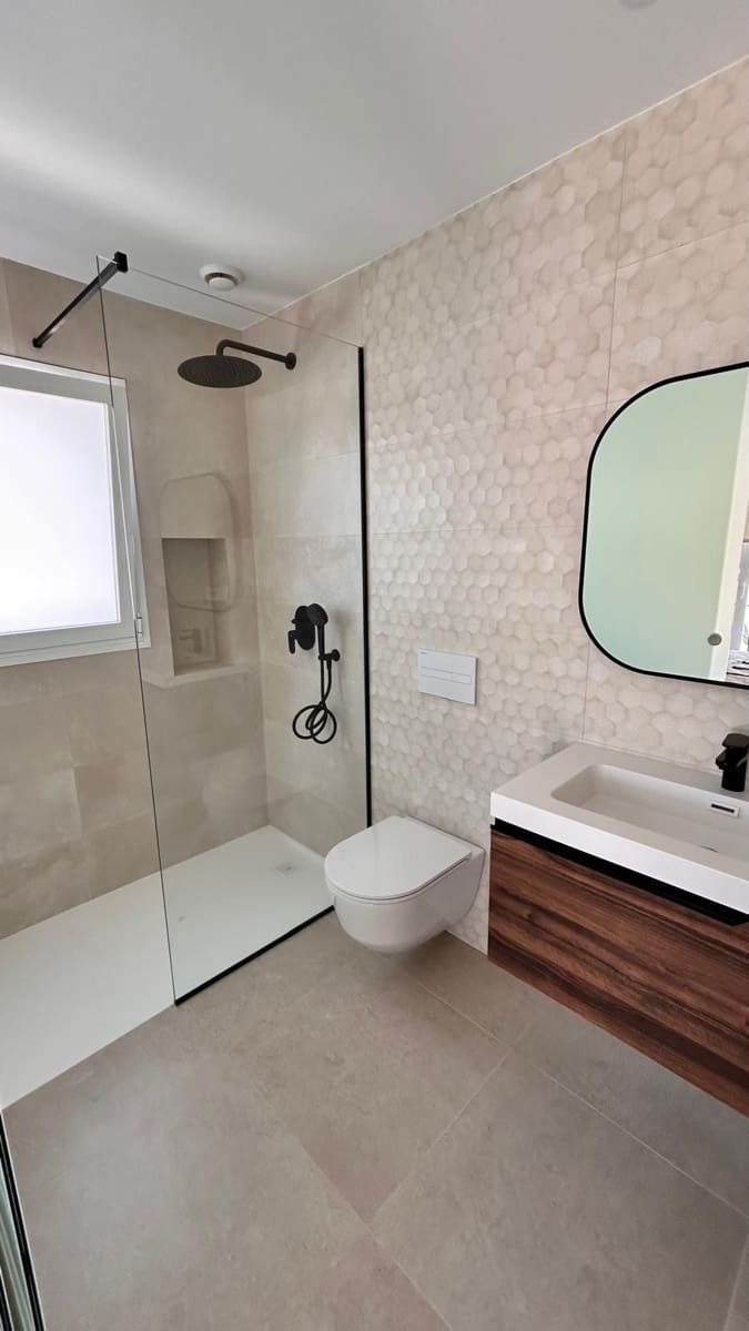 3 bedroom Villa for sale in Pilar de la Horadada with pool garage - € 469,000 (Ref: 9111854)