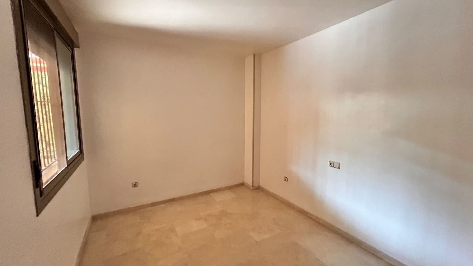 Appartement de 3 chambres à louer à San Juan de Alicante / Sant Joan d'Alacant avec piscine - 1 950 € (Ref: 9111855)