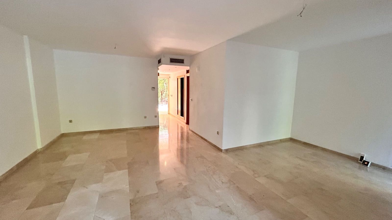 Appartement de 3 chambres à louer à San Juan de Alicante / Sant Joan d'Alacant avec piscine - 1 950 € (Ref: 9111855)