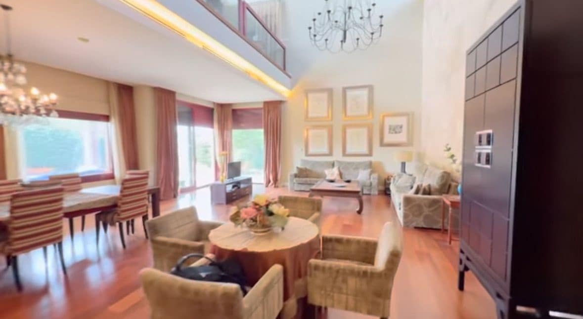 6 soveværelse Villa til salg i Alicante by med swimmingpool garage - € 3.500.000 (Ref: 9288023)