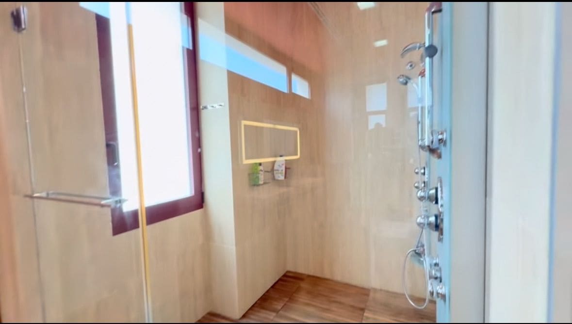 6 soveværelse Villa til salg i Alicante by med swimmingpool garage - € 3.500.000 (Ref: 9288023)