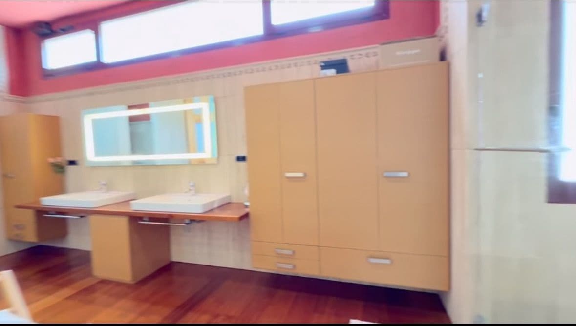 6 soveværelse Villa til salg i Alicante by med swimmingpool garage - € 3.500.000 (Ref: 9288023)