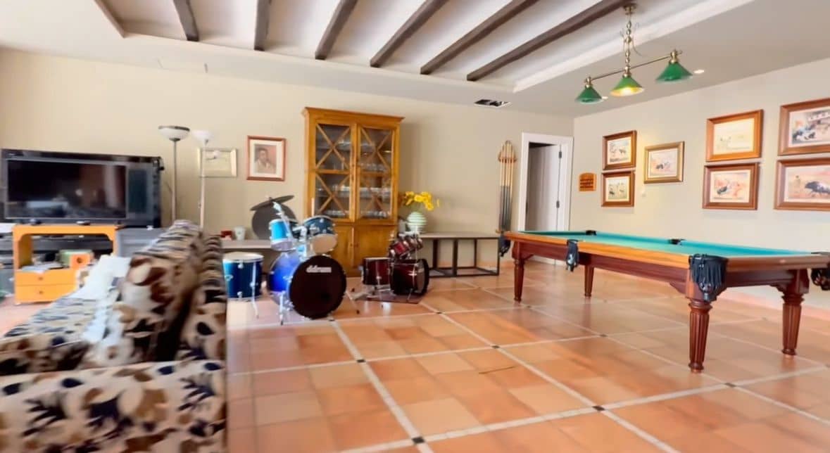 6 soveværelse Villa til salg i Alicante by med swimmingpool garage - € 3.500.000 (Ref: 9288023)