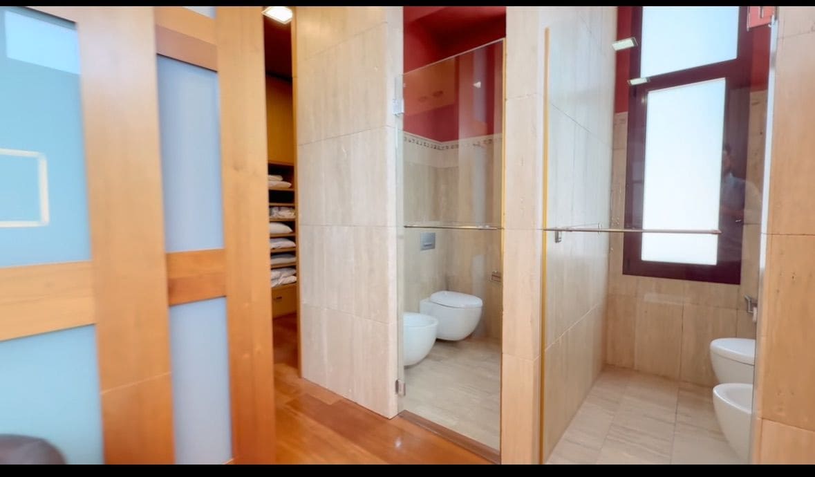 6 soveværelse Villa til salg i Alicante by med swimmingpool garage - € 3.500.000 (Ref: 9288023)