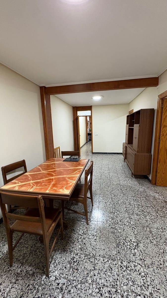 3 quarto Apartamento para venda em Alicante cidade - 145 000 € (Ref: 9303063)