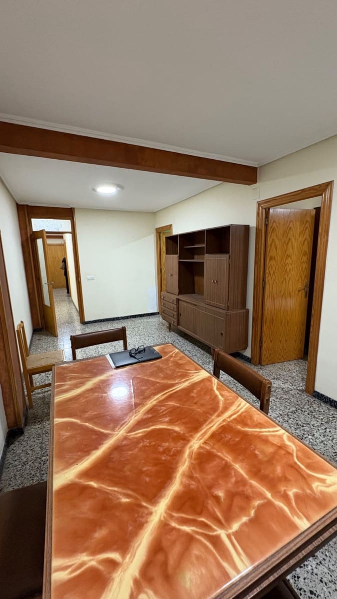 3 quarto Apartamento para venda em Alicante cidade - 145 000 € (Ref: 9303063)