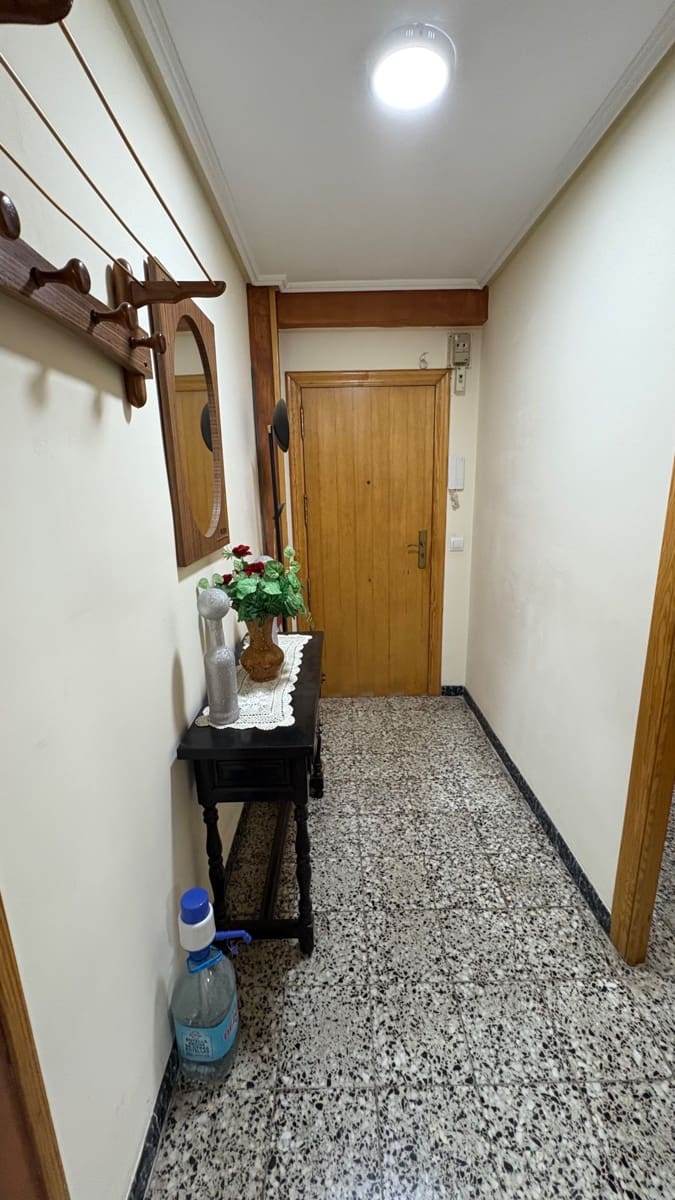 3 quarto Apartamento para venda em Alicante cidade - 145 000 € (Ref: 9303063)