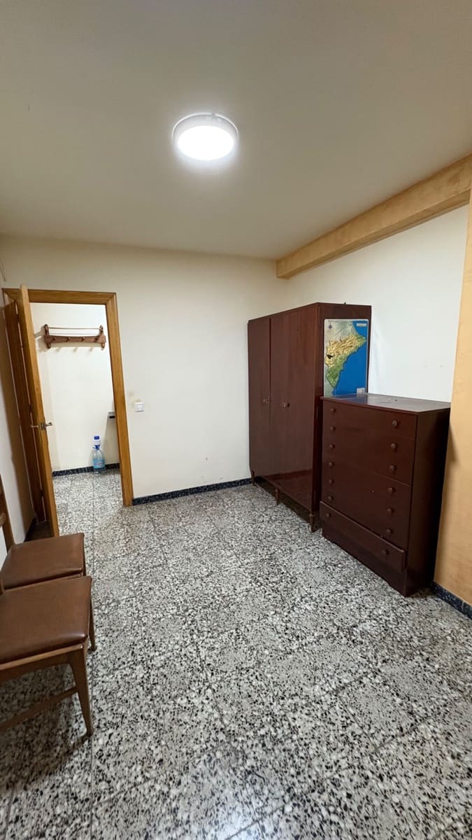 3 quarto Apartamento para venda em Alicante cidade - 145 000 € (Ref: 9303063)