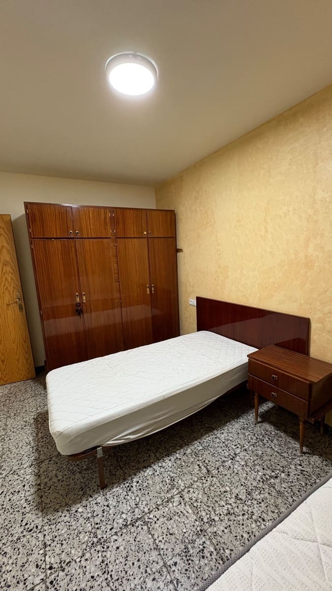 3 quarto Apartamento para venda em Alicante cidade - 145 000 € (Ref: 9303063)