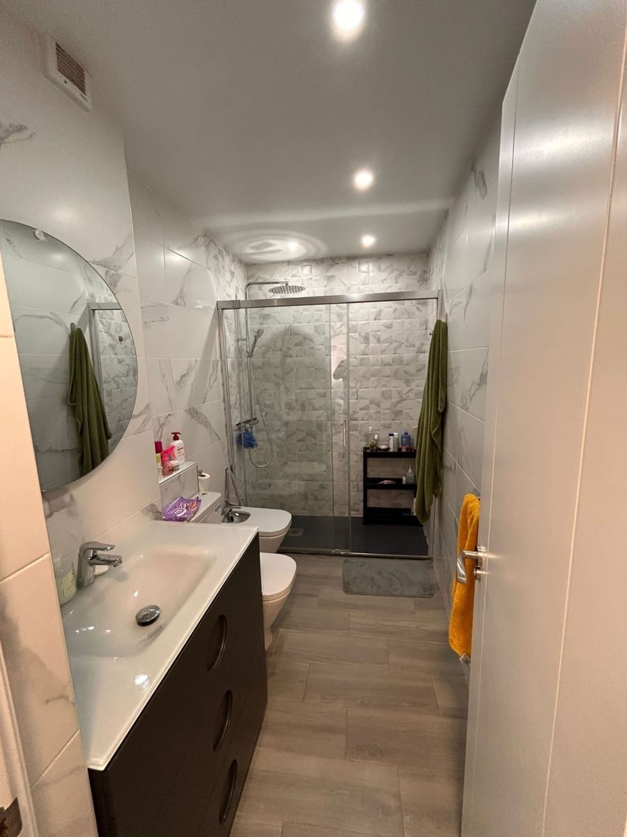 Piso de 3 habitaciones en Los Alcázares en venta con garaje - 165.900 € (Ref: 9308236)