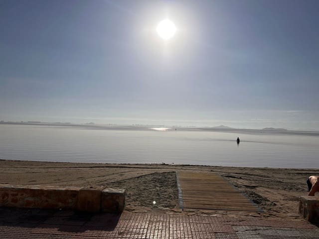 Piso de 3 habitaciones en Los Alcázares en venta con garaje - 165.900 € (Ref: 9308236)