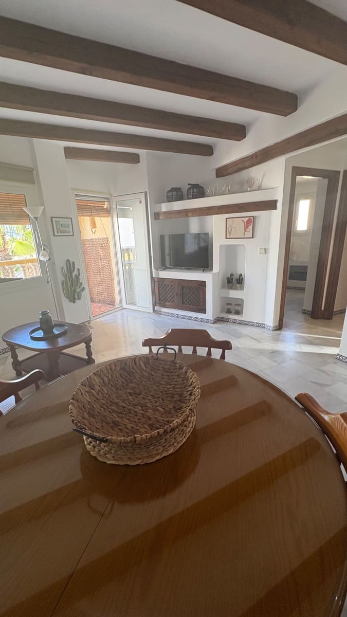 2 bedroom Flat for sale in Torrevieja with pool - € 227,000 (Ref: 9312330)