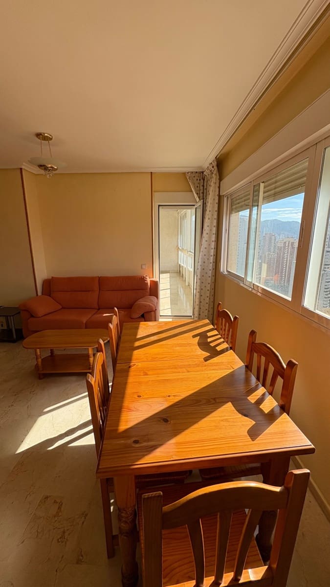 3 bedroom Flat for sale in Benidorm with pool garage - € 283,000 (Ref: 9330151)