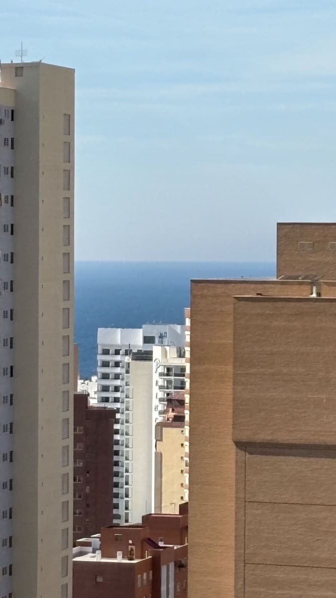 3 bedroom Flat for sale in Benidorm with pool garage - € 283,000 (Ref: 9330151)
