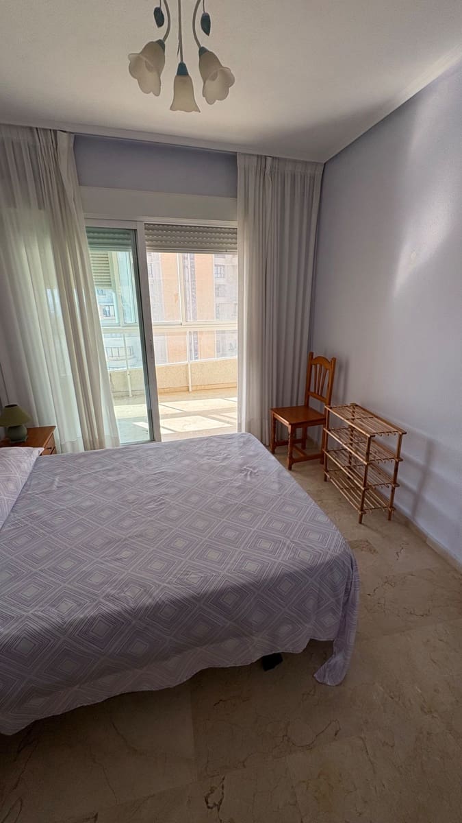3 bedroom Flat for sale in Benidorm with pool garage - € 283,000 (Ref: 9330151)