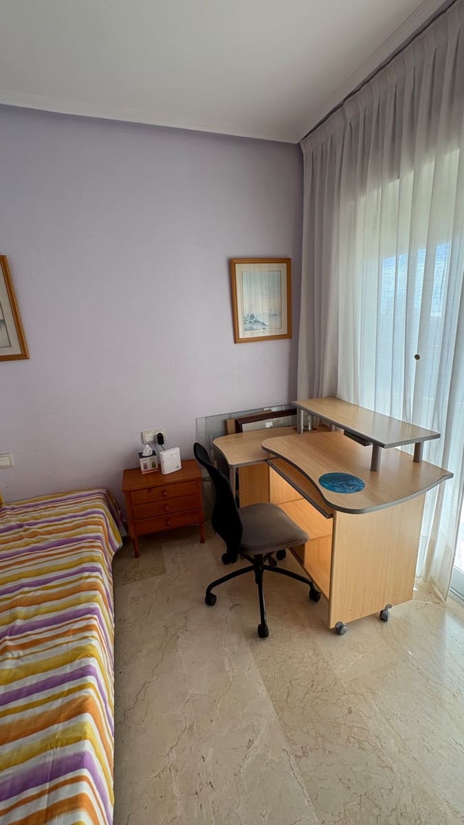 3 bedroom Flat for sale in Benidorm with pool garage - € 283,000 (Ref: 9330151)
