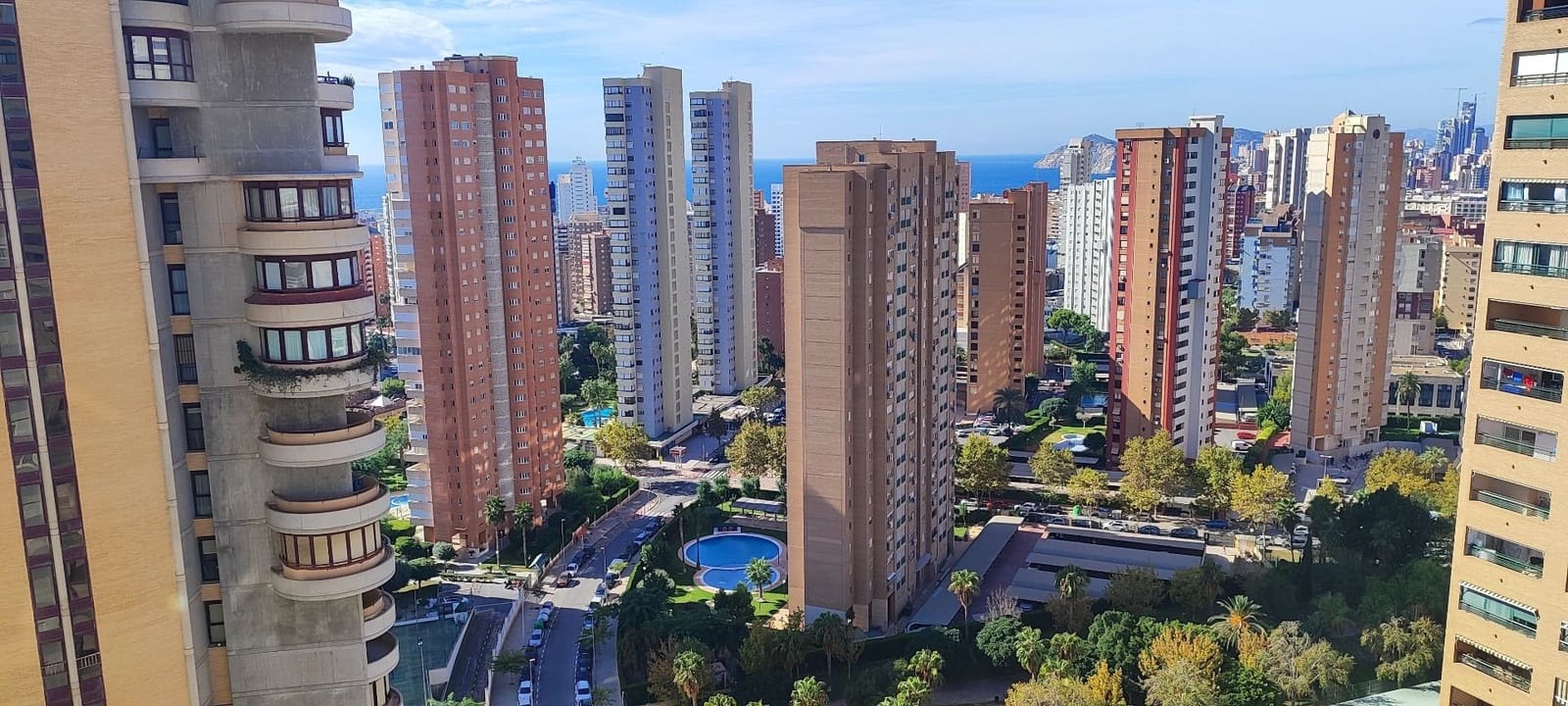 3 bedroom Flat for sale in Benidorm with pool garage - € 283,000 (Ref: 9330151)