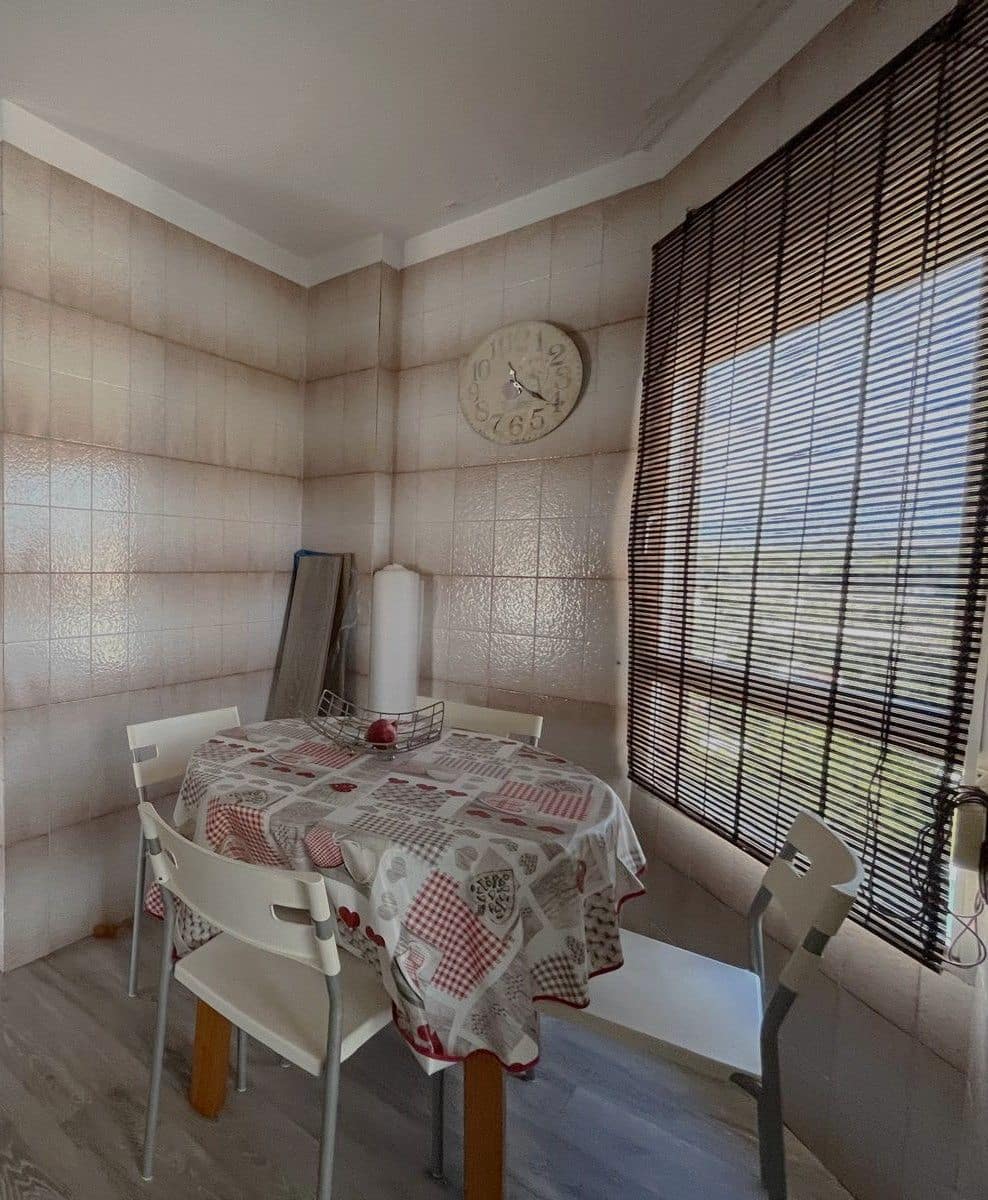 3 bedroom Flat for sale in Benidorm with pool garage - € 287,000 (Ref: 9361952)