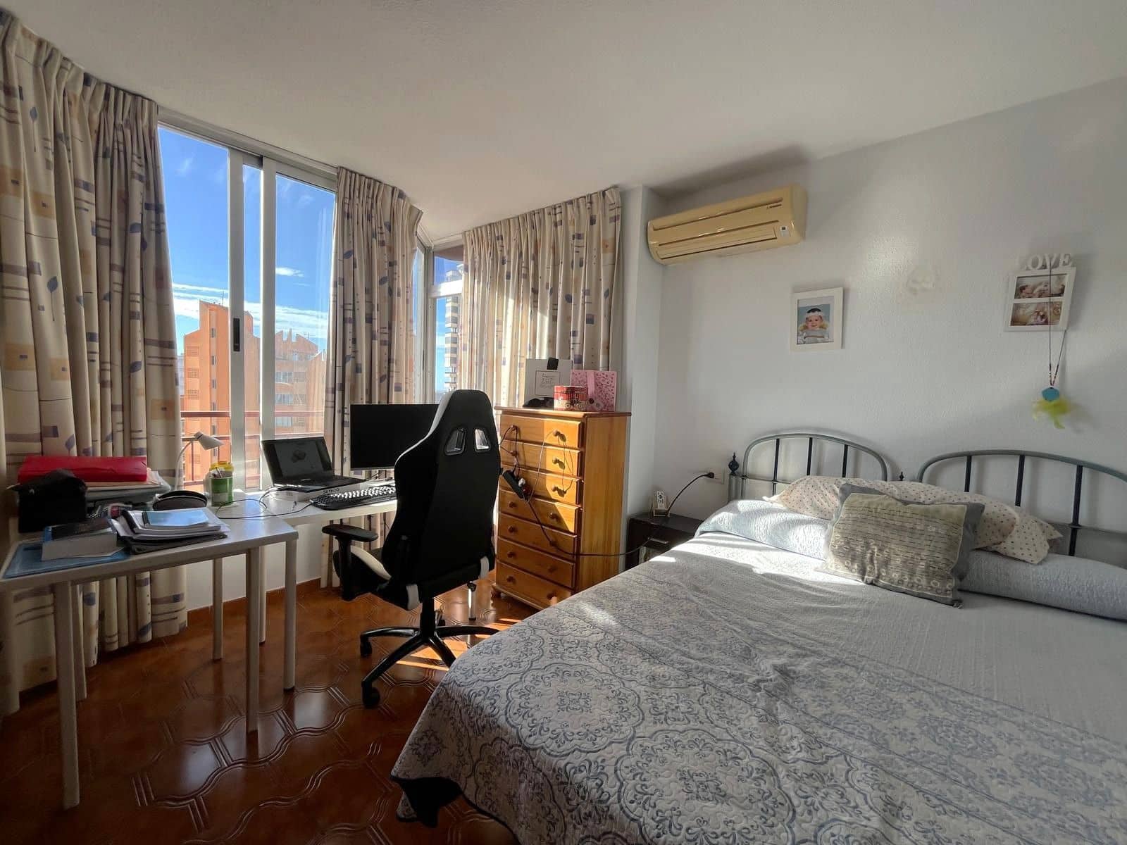 3 bedroom Flat for sale in Benidorm with pool garage - € 287,000 (Ref: 9361952)