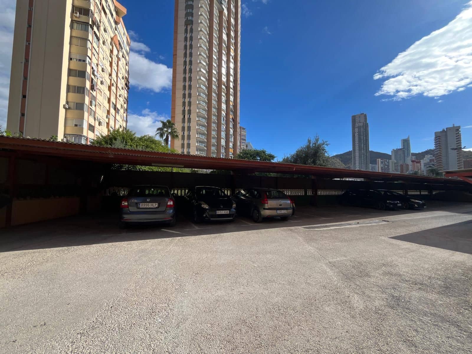 3 bedroom Flat for sale in Benidorm with pool garage - € 287,000 (Ref: 9361952)