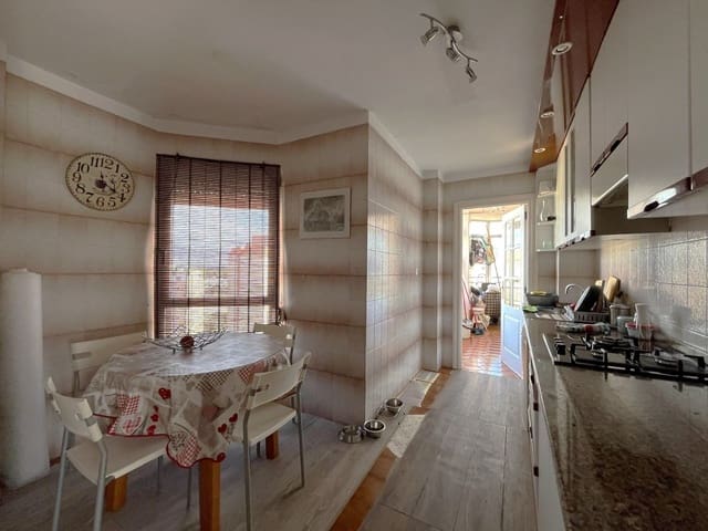 3 slaapkamer Flat te koop in Rincón de Loix, Benidorm met zwembad garage - € 287.000 (Ref: 9361952)