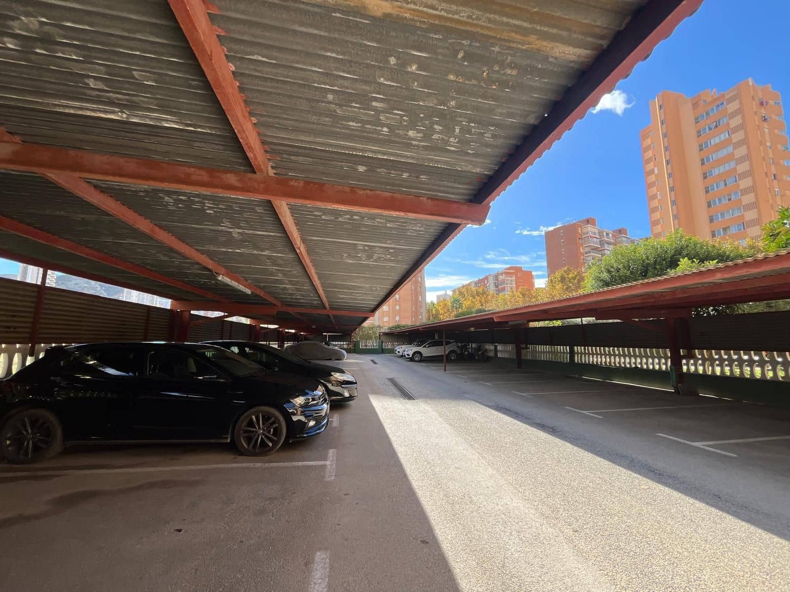 3 bedroom Flat for sale in Benidorm with pool garage - € 287,000 (Ref: 9361952)