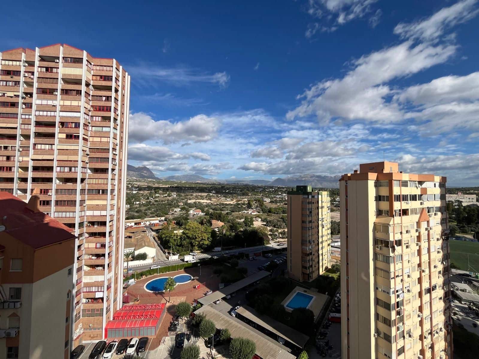 3 bedroom Flat for sale in Benidorm with pool garage - € 287,000 (Ref: 9361952)