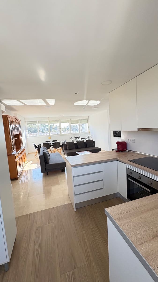 2 soverom Leilighet til salgs i Benidorm med garasje - € 265 000 (Ref: 9400391)