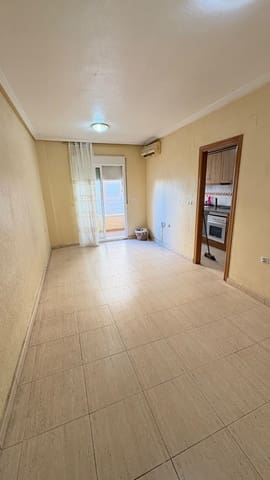 2 quarto Apartamento para venda em Torrevieja com garagem - 118 000 € (Ref: 9426884)