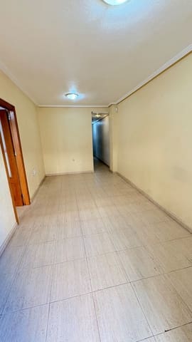 2 quarto Apartamento para venda em Torrevieja com garagem - 118 000 € (Ref: 9426884)