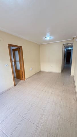 2 quarto Apartamento para venda em Torrevieja com garagem - 118 000 € (Ref: 9426884)