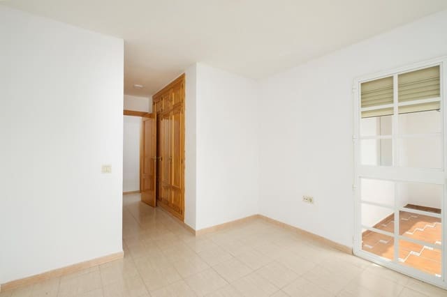 Adosado de 6 habitaciones en Rincón de la Victoria en venta con piscina - 495.000 € (Ref: 10007241)