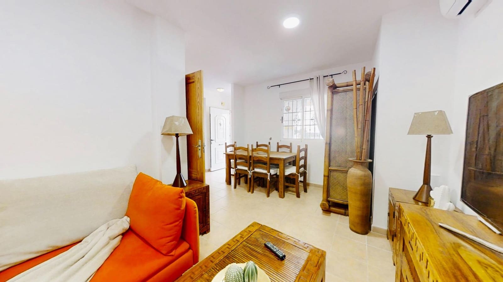 3 camera da letto Bungalow da affittare in Torrevieja - 1.100 € (Rif: 10021021)