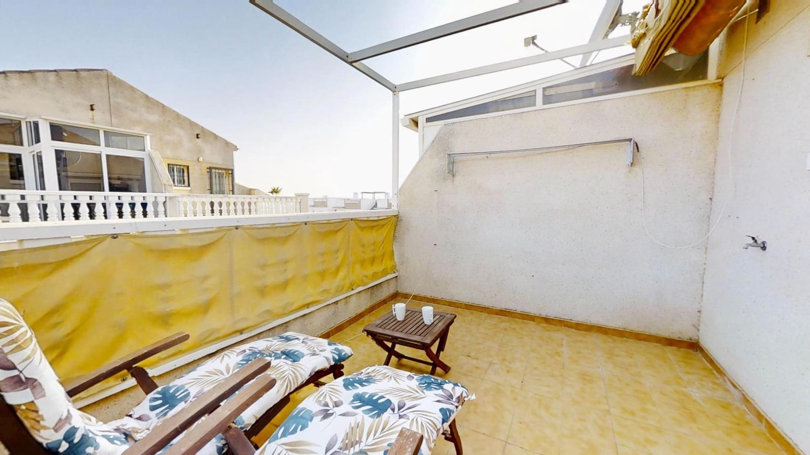3 camera da letto Bungalow da affittare in Torrevieja - 1.100 € (Rif: 10021021)