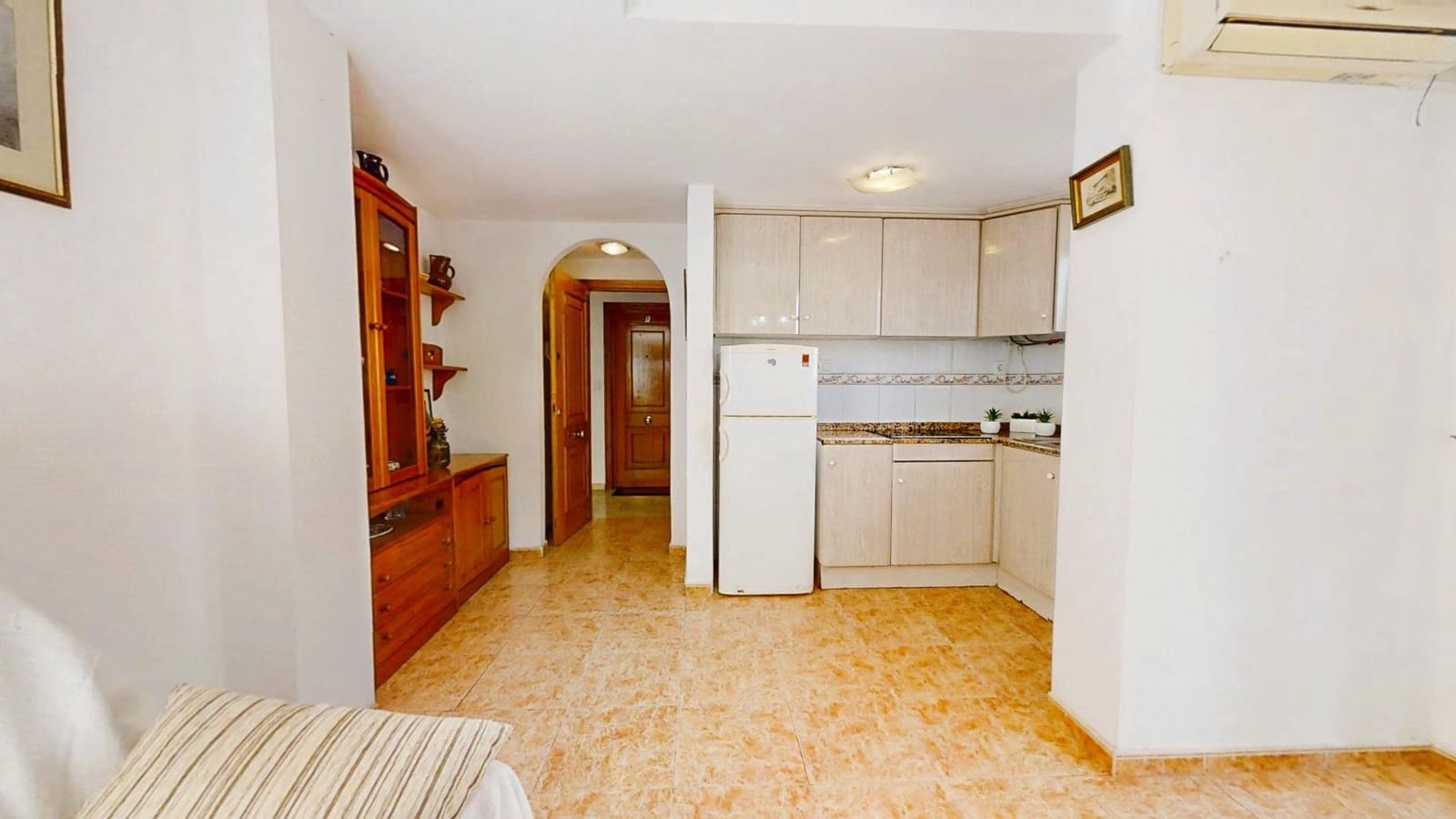 2 makuuhuone Kattohuoneisto myytävänä paikassa Torrevieja - 162 000 € (Ref: 10034083)