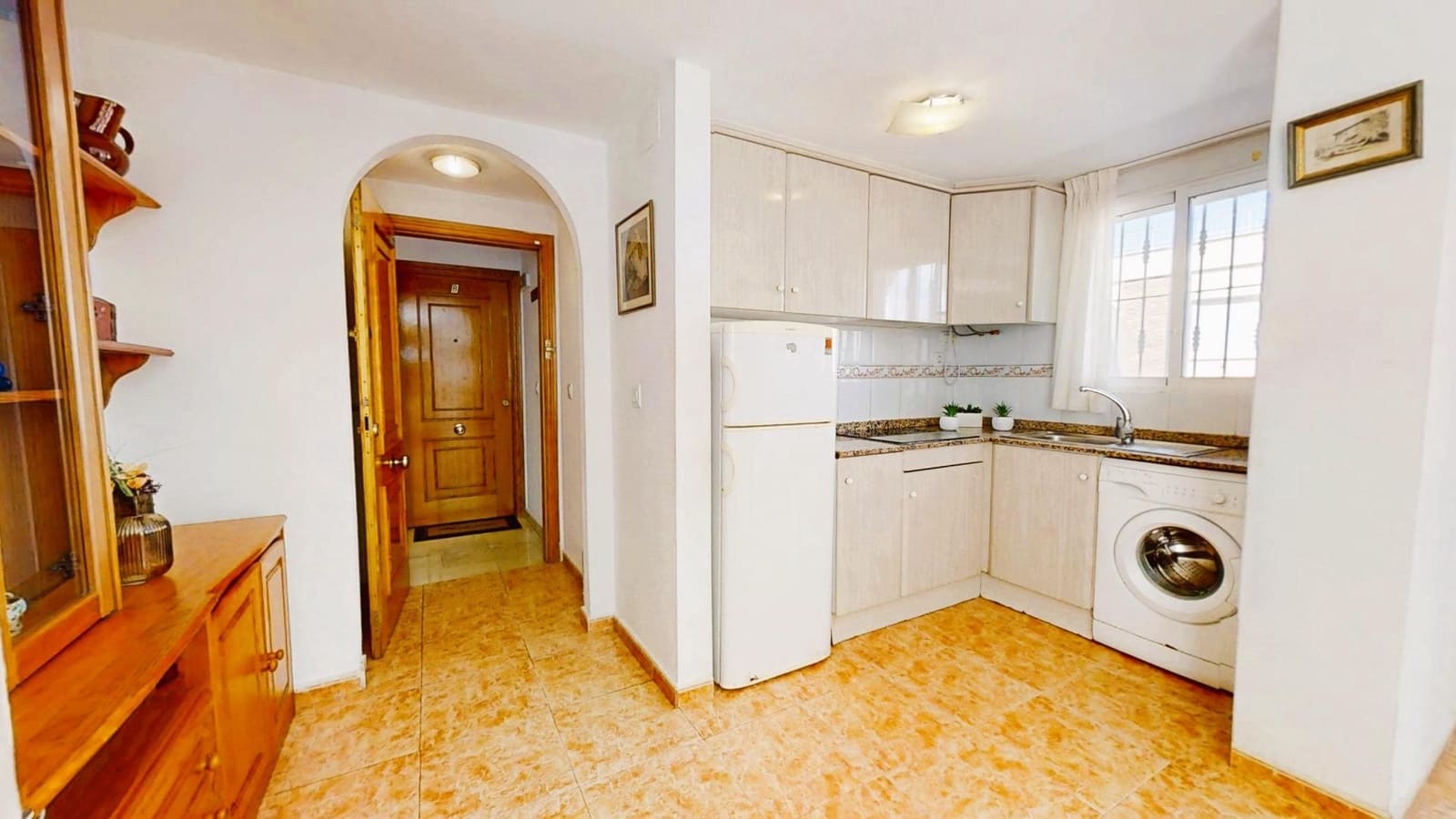 2 makuuhuone Kattohuoneisto myytävänä paikassa Torrevieja - 162 000 € (Ref: 10034083)