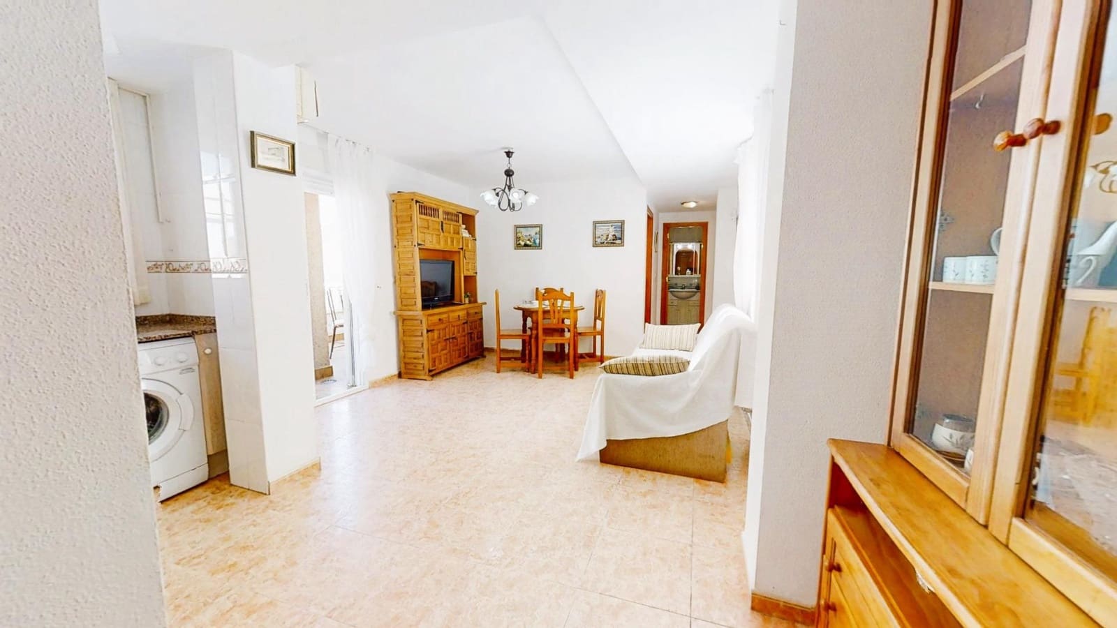 2 makuuhuone Kattohuoneisto myytävänä paikassa Torrevieja - 162 000 € (Ref: 10034083)