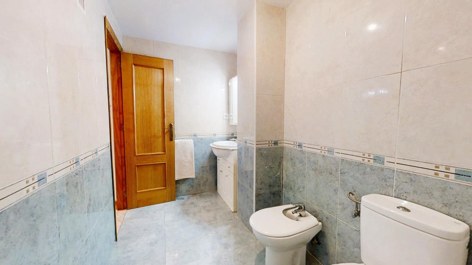 2 soverom Penthouse til salgs i Torrevieja - € 162 000 (Ref: 10034083)