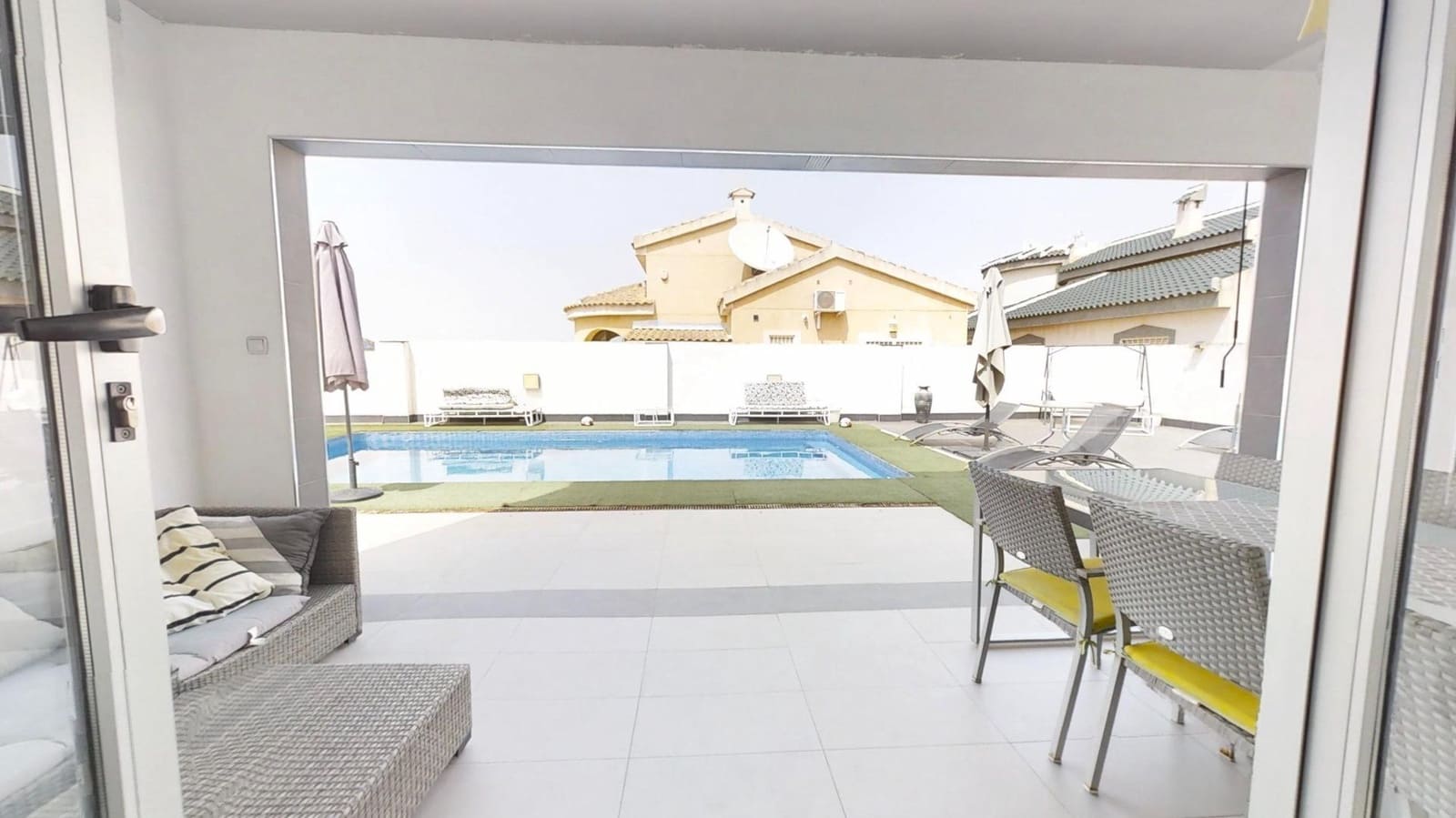 3 slaapkamer Villa te koop in Rojales met zwembad garage - € 398.900 (Ref: 10076529)