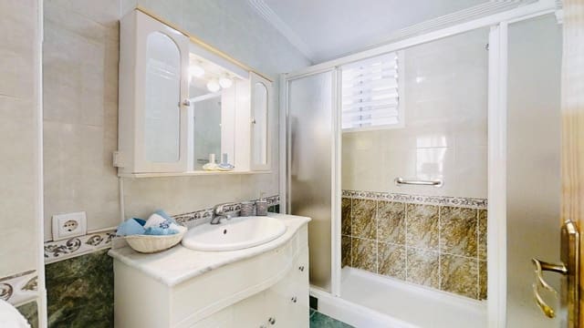 3 soverom Leilighet til salgs i Las Piscinas Naturales, Torrevieja - € 275 000 (Ref: 10100307)