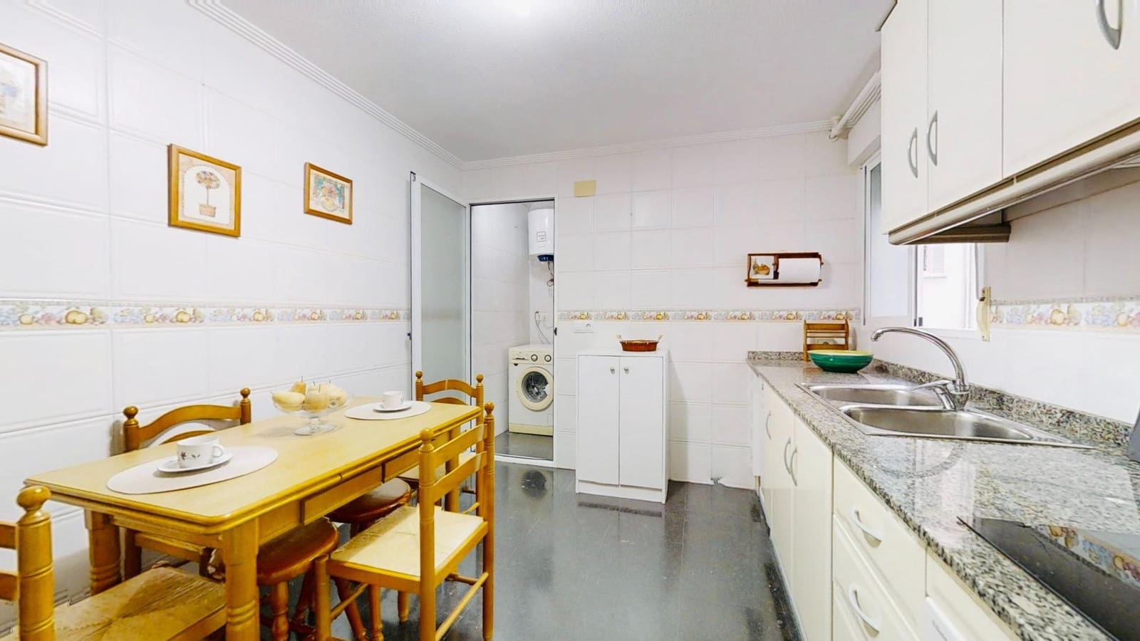 3 soverom Leilighet til salgs i Torrevieja - € 275 000 (Ref: 10100307)