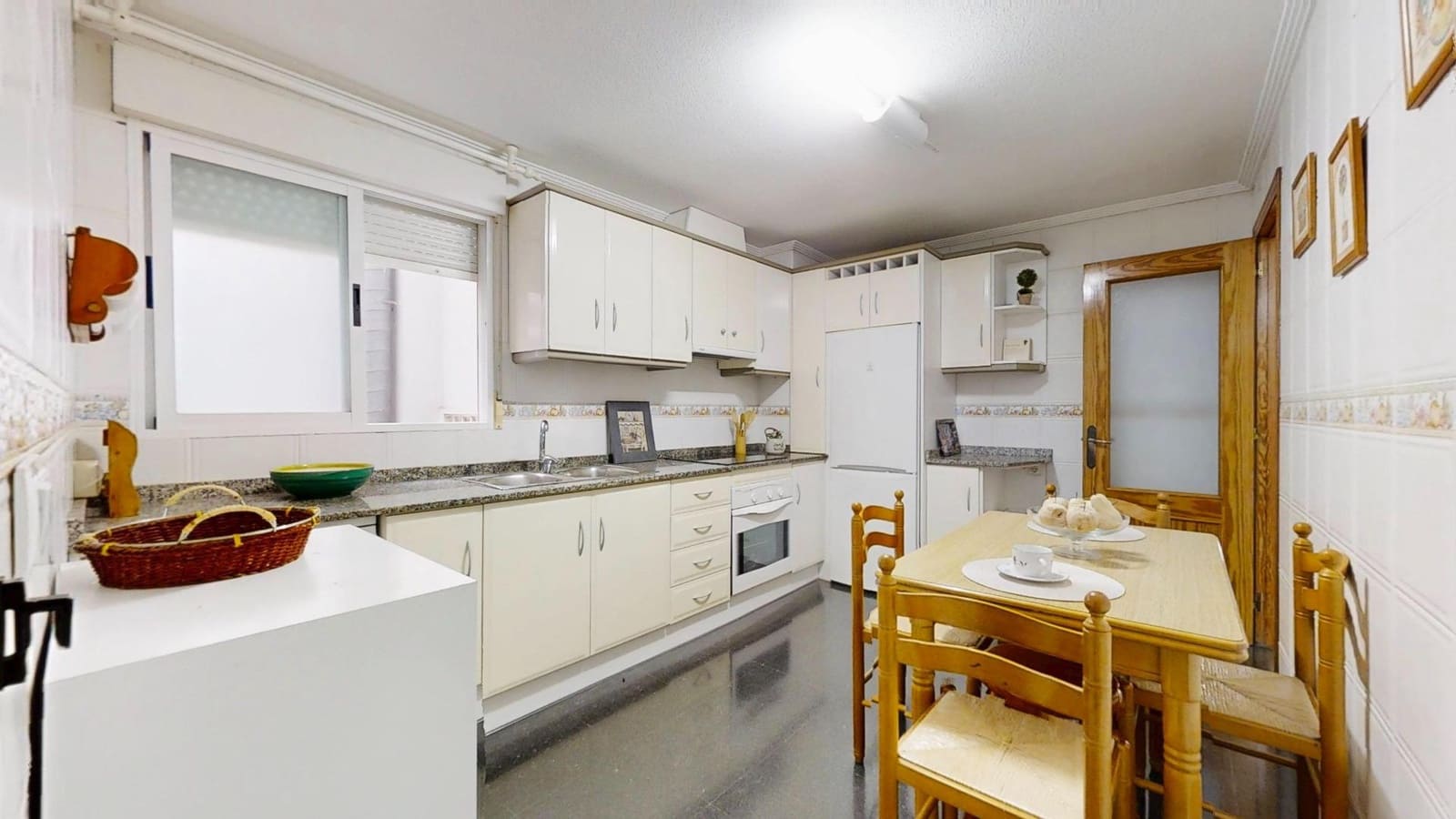3 soverom Leilighet til salgs i Torrevieja - € 275 000 (Ref: 10100307)