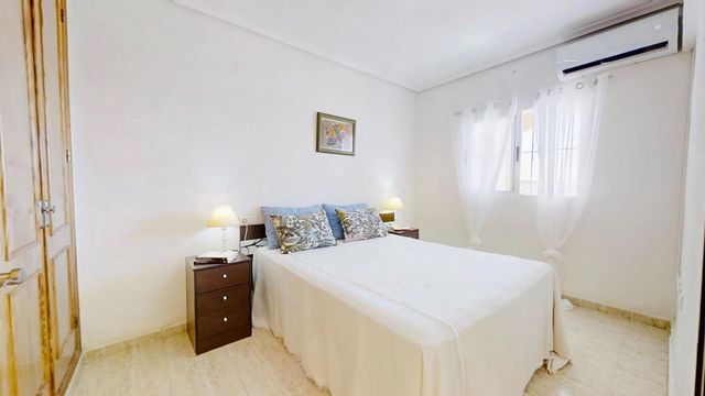 1 sovrum Lägenhet till salu i Los Europeos, Torrevieja med pool - 191 999 € (Ref: 10115951)