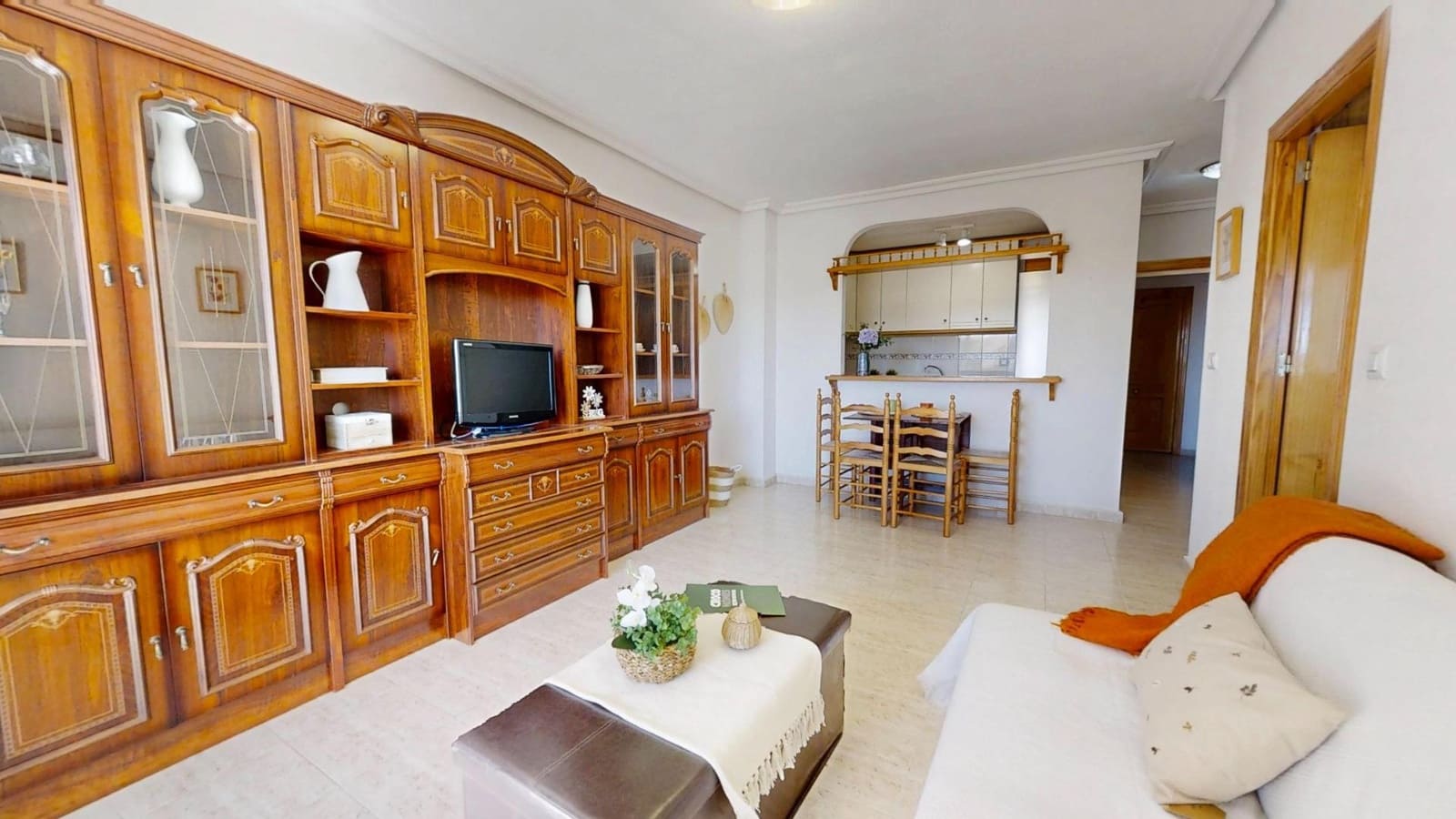 1 sovrum Lägenhet till salu i Torrevieja med pool - 191 999 € (Ref: 10115951)