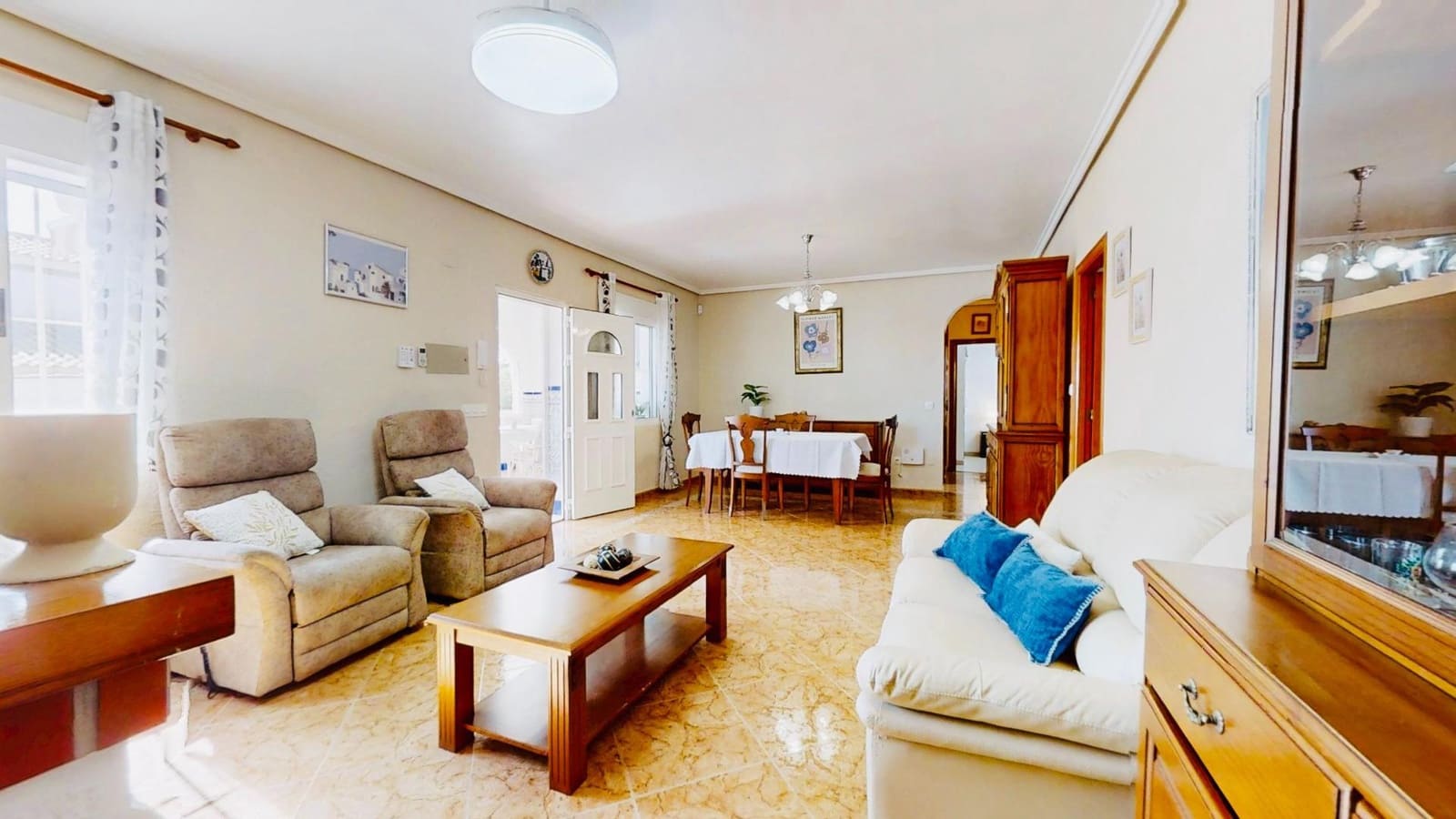 3 bedroom Villa for sale in Rojales with pool garage - € 398,000 (Ref: 10159825)