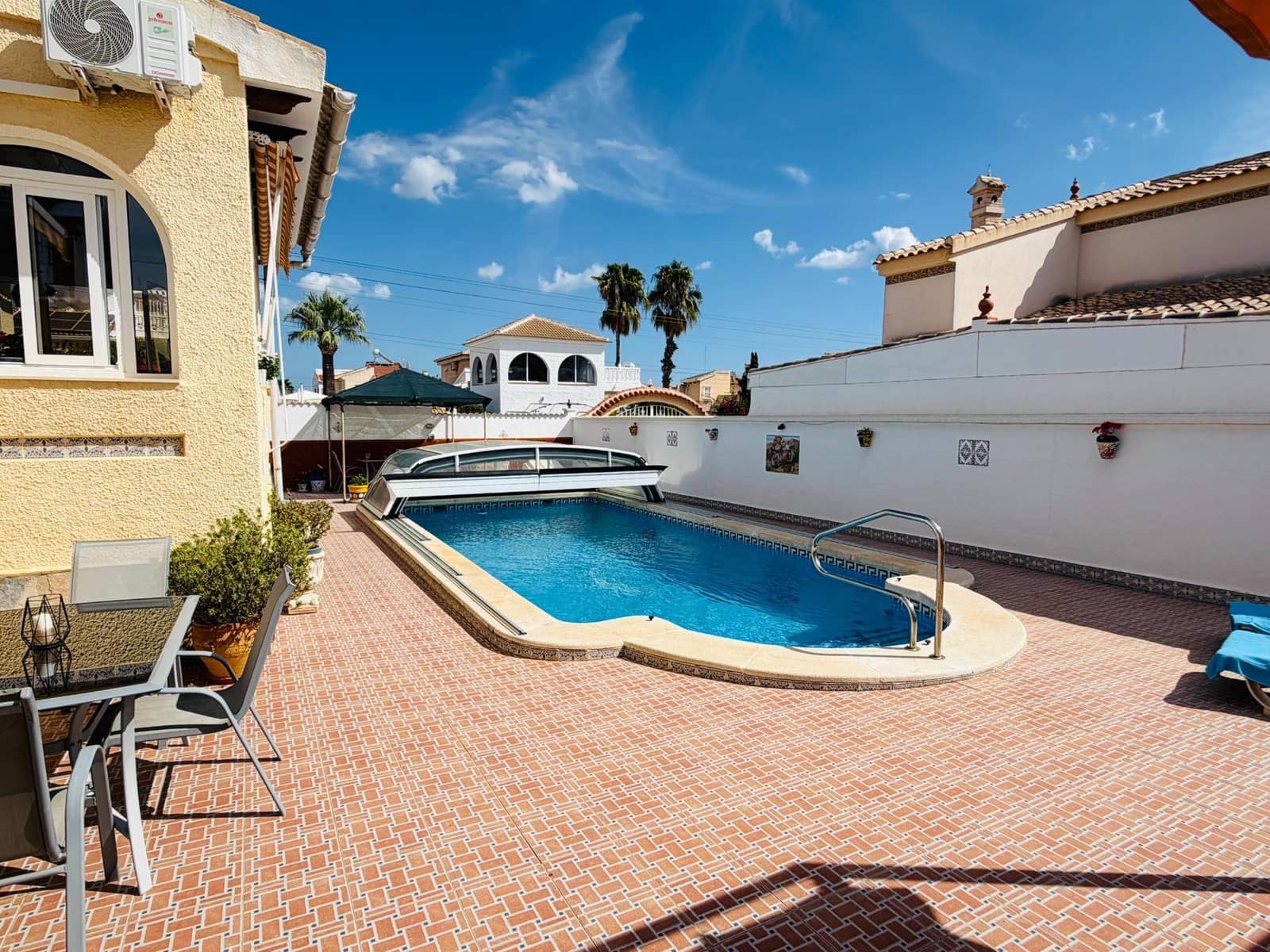 3 bedroom Villa for sale in Rojales with pool garage - € 398,000 (Ref: 10159825)