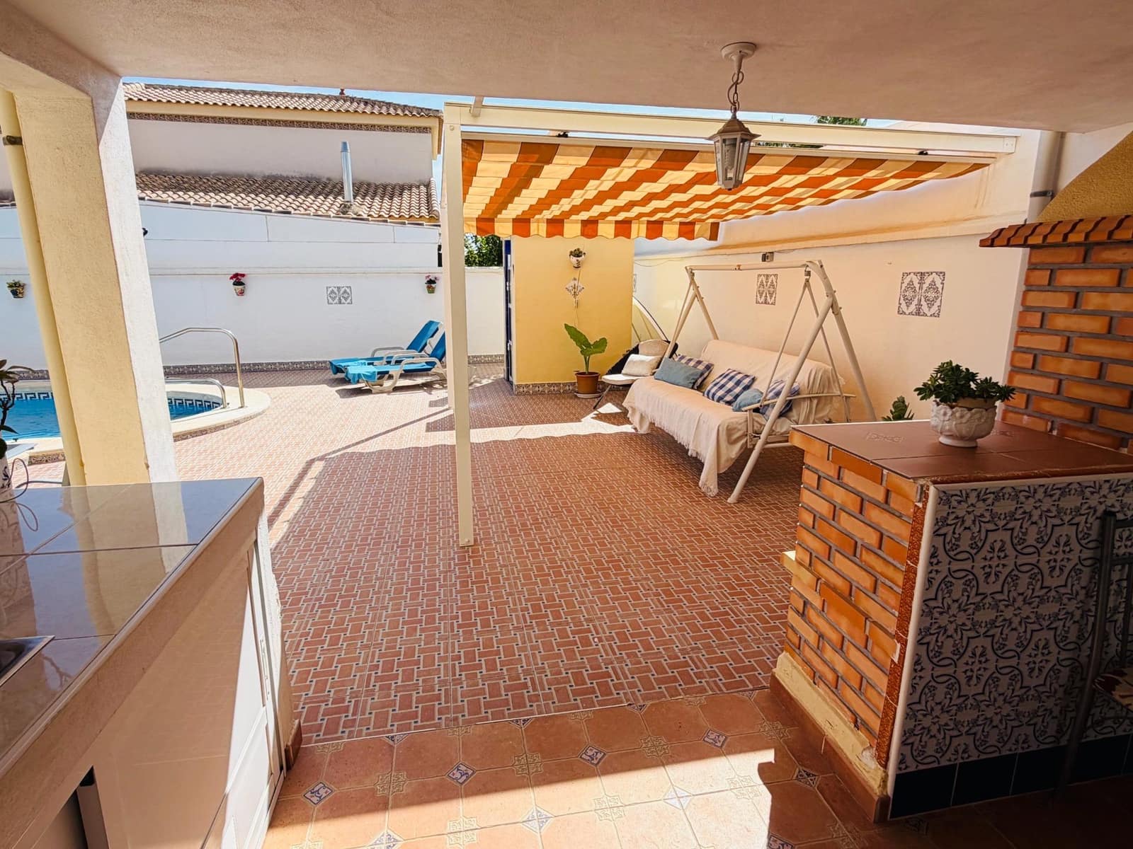 3 bedroom Villa for sale in Rojales with pool garage - € 398,000 (Ref: 10159825)