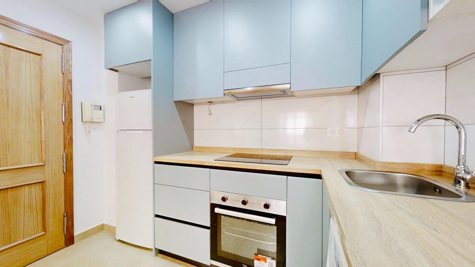 2 bedroom Flat for rent in Torrevieja - € 775 (Ref: 10159826)