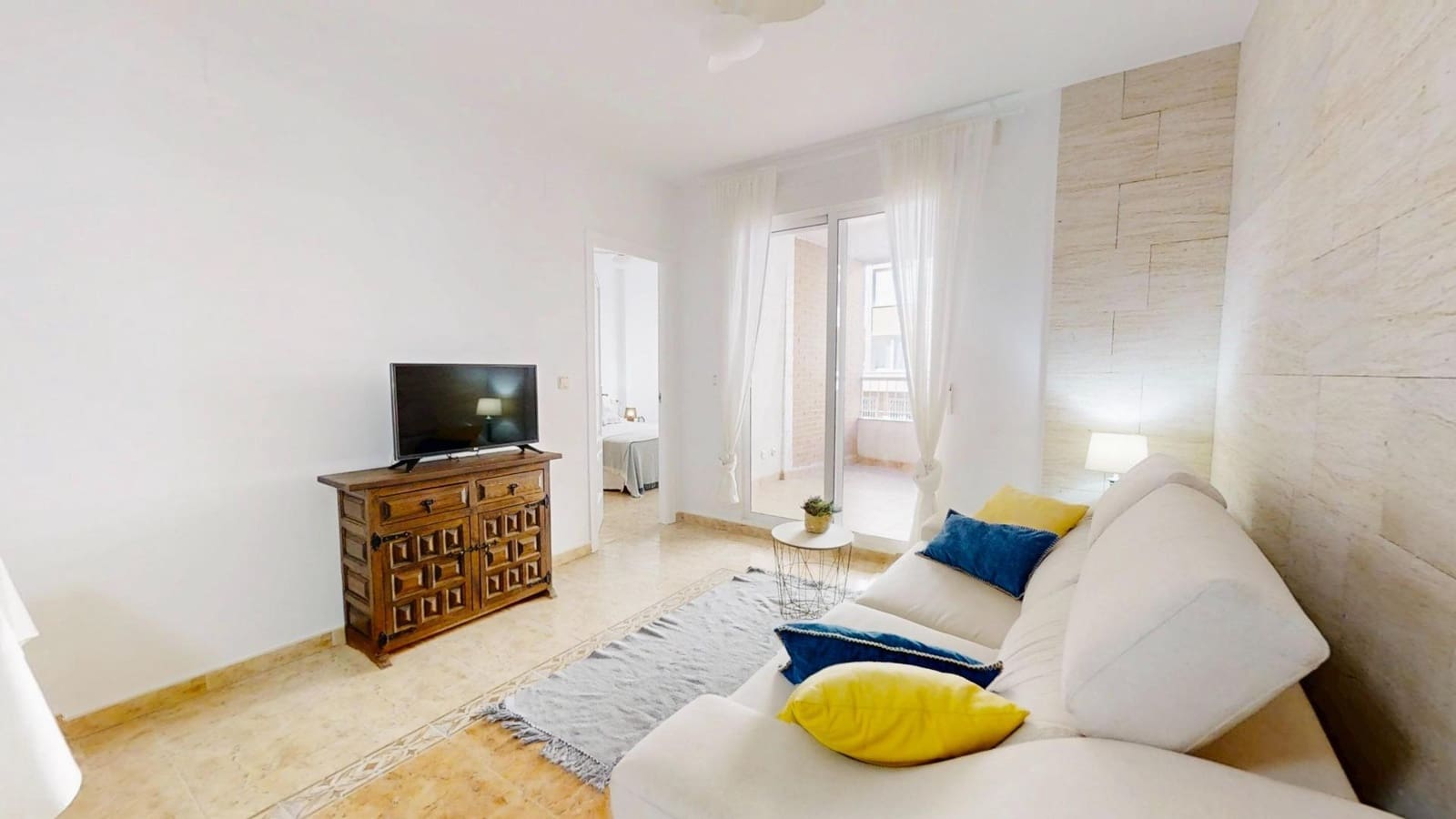 Appartement de 3 chambres à louer à Torrevieja - 1 100 € (Ref: 10168557)